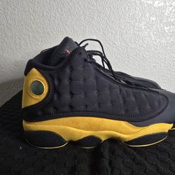 Jordan 13s Retro Melo size 12