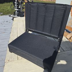 Stadium chair