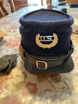 U.S civil War  pattern with badge made in USA  cap