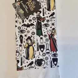 Disney Hocus Pocus Kitchen Towels 2 packs