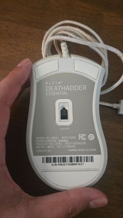 Razer DEATHADDER essential for medium/big hands