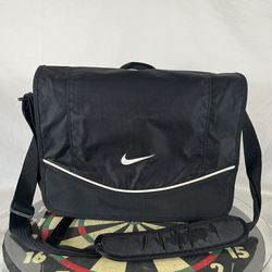 Vintage 90s Nike Black Crossbody Laptop Bag Messenger Bag Pockets Swoosh