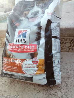 Hill science diet 34 lb dog food