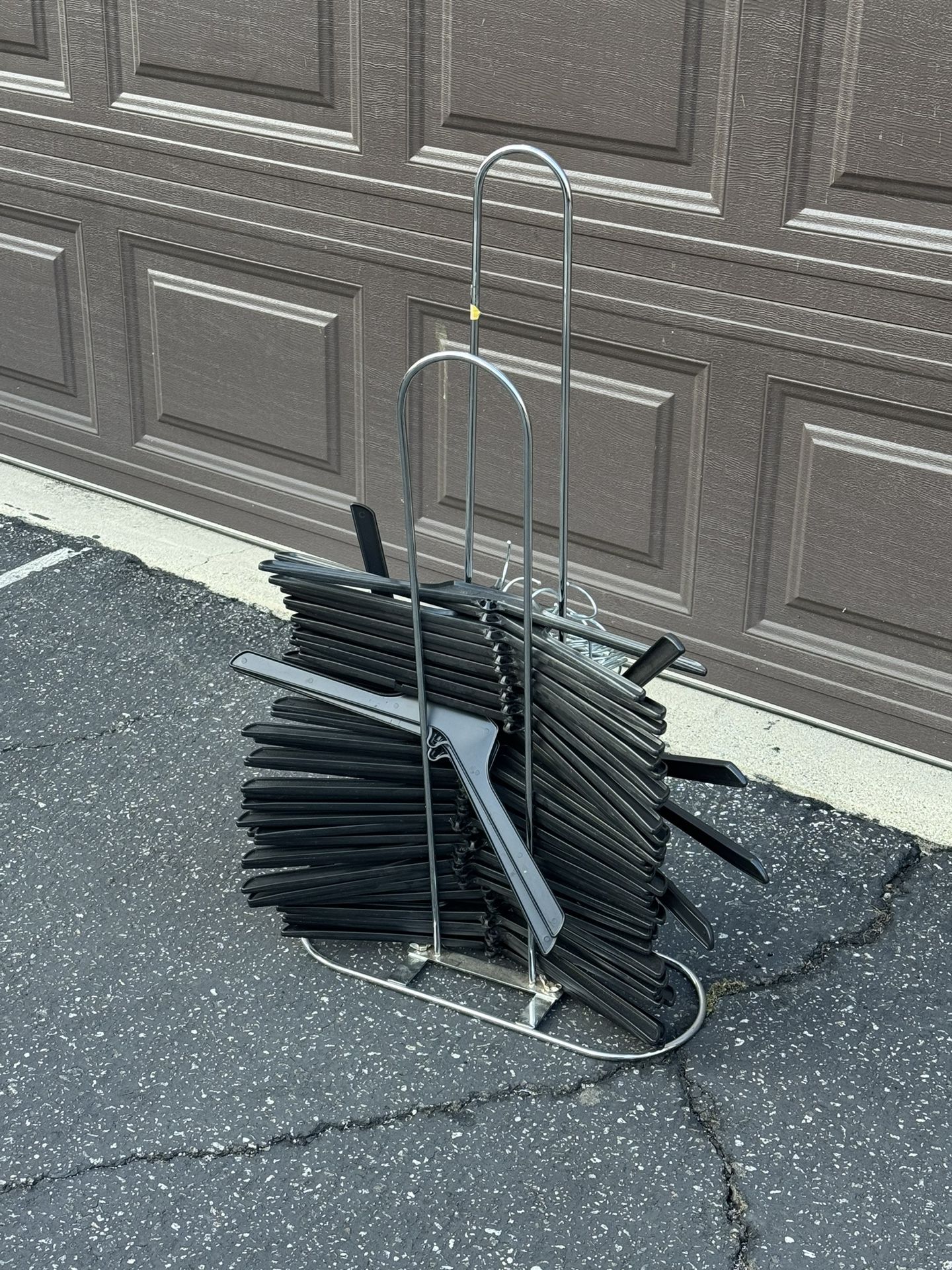 Retail Hangers holder and hangers