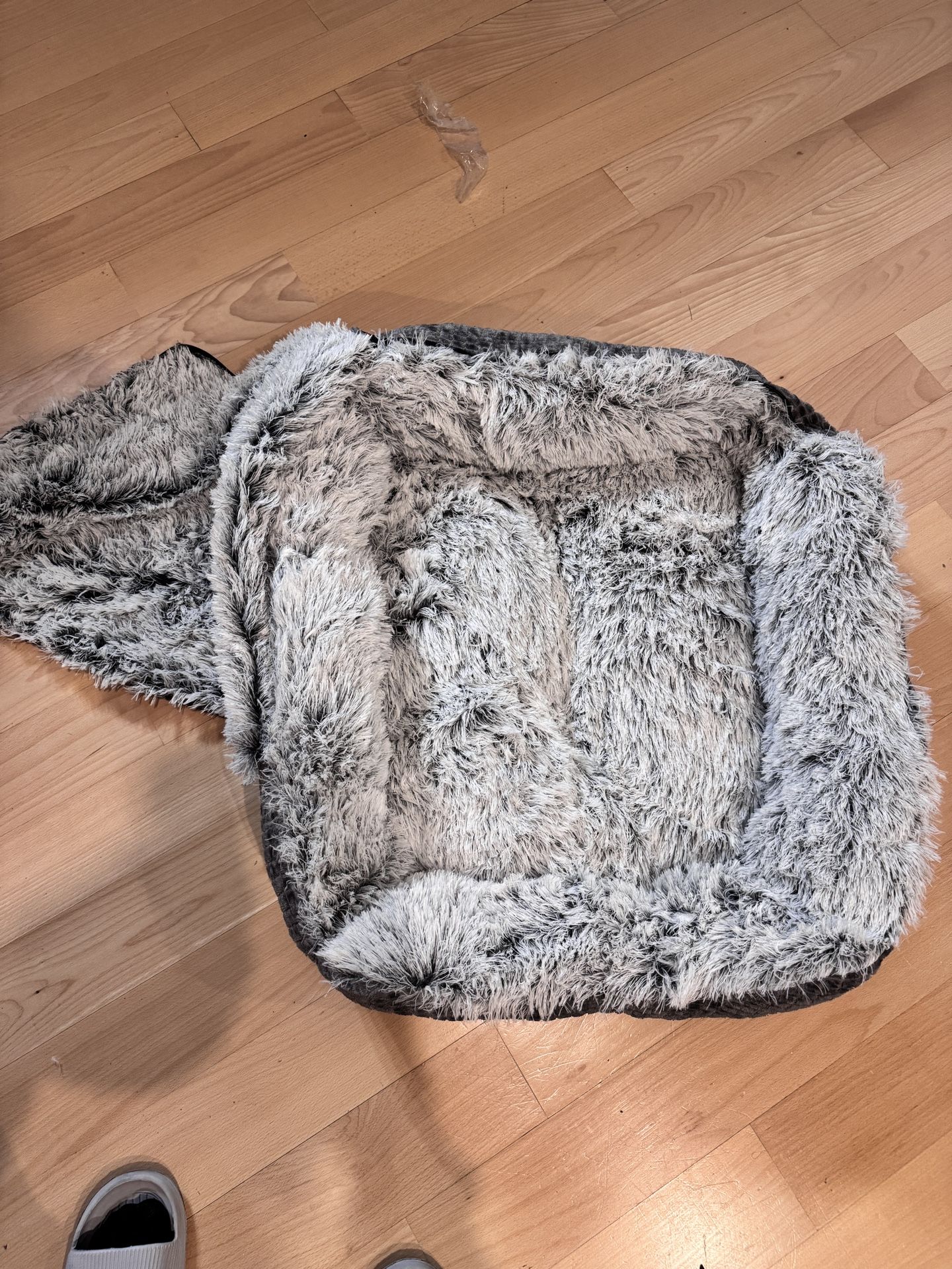 New Pet Bed β Soft, Fluffy & Washable β Ideal for Cats or Small Dog