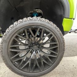 26” BLACK TIS WHEELS FOR SALE!!!!!!6x139.7 / 6x5.50