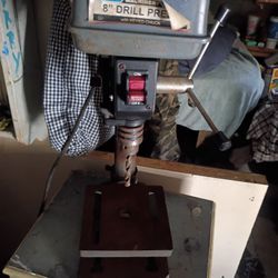 Central Machinery 8" Drill Press With Keyed Chuck 
