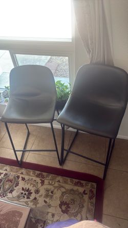 4 leather stools