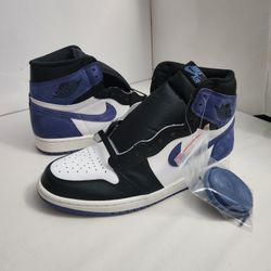 Air Jordan 1 Retro BLUE MOON Size 10