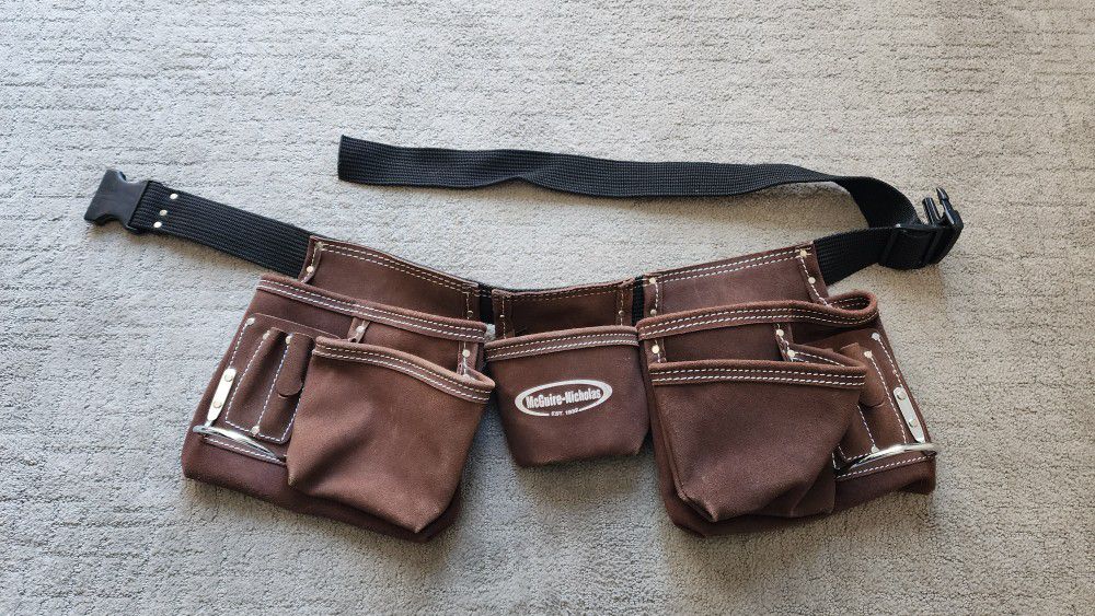 McGuire-Nicholas Tool Belt / Carpenter Apron - Suede Leather - 11 Pockets + 2 Hammer Loops