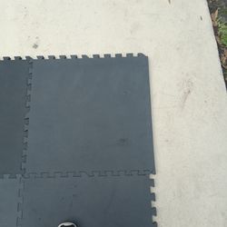 Garage/gym floor 1nch thick with all end pieces