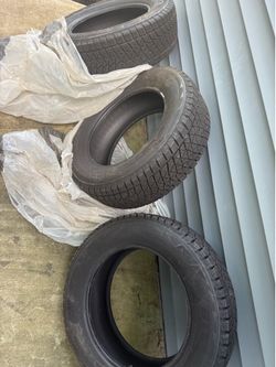Snow tires r17