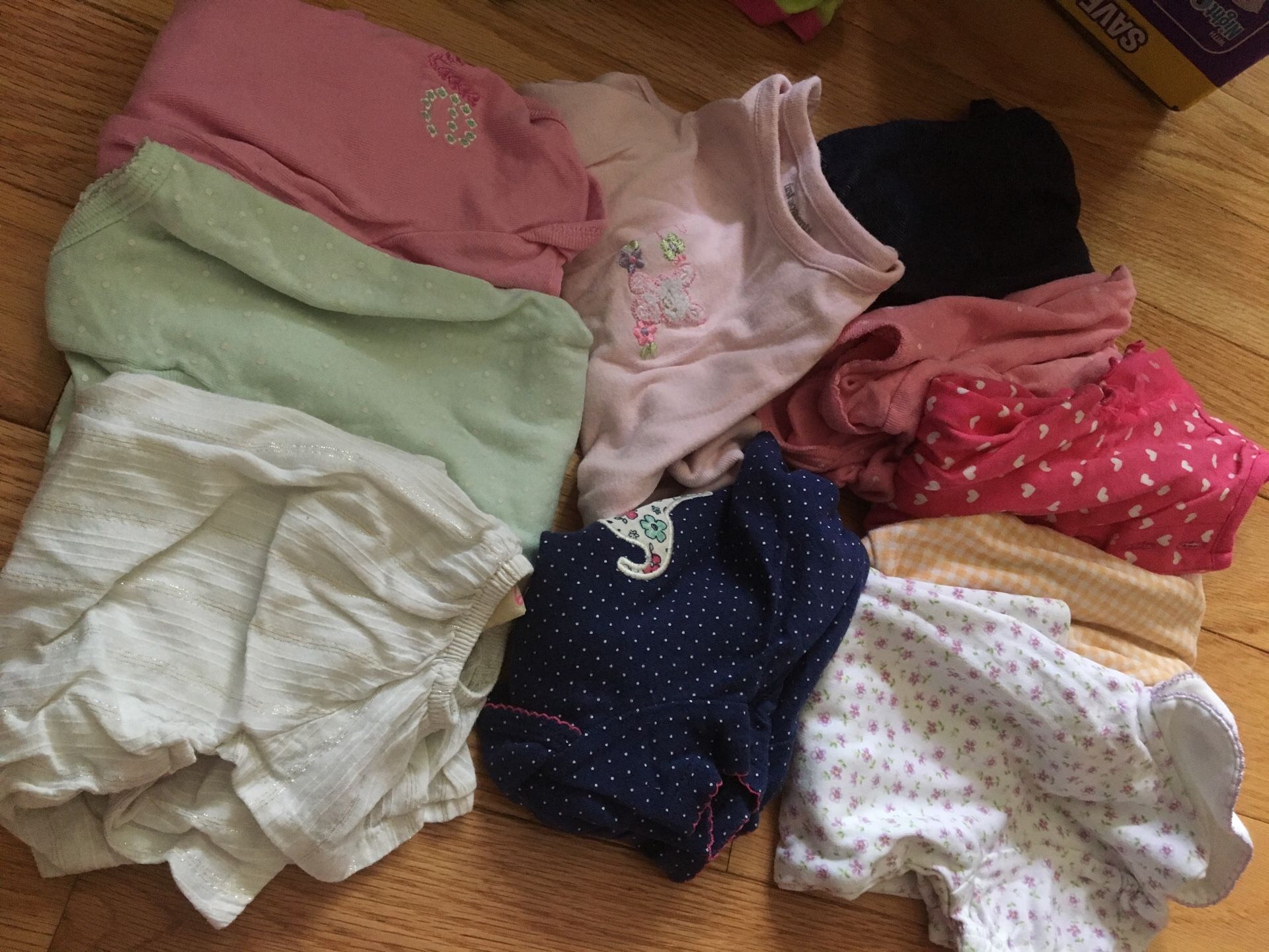 Lot 2 Size 6-9M