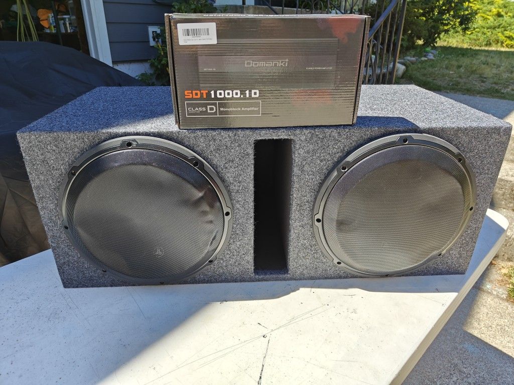 JL Audio 12" WE Subwoofers With Box And Amp