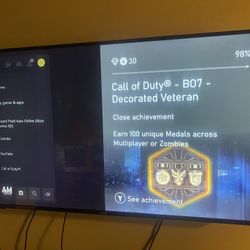50 Inch Roku Tv w/ Wall Mount 