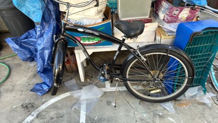 Nice black  beach cruiser