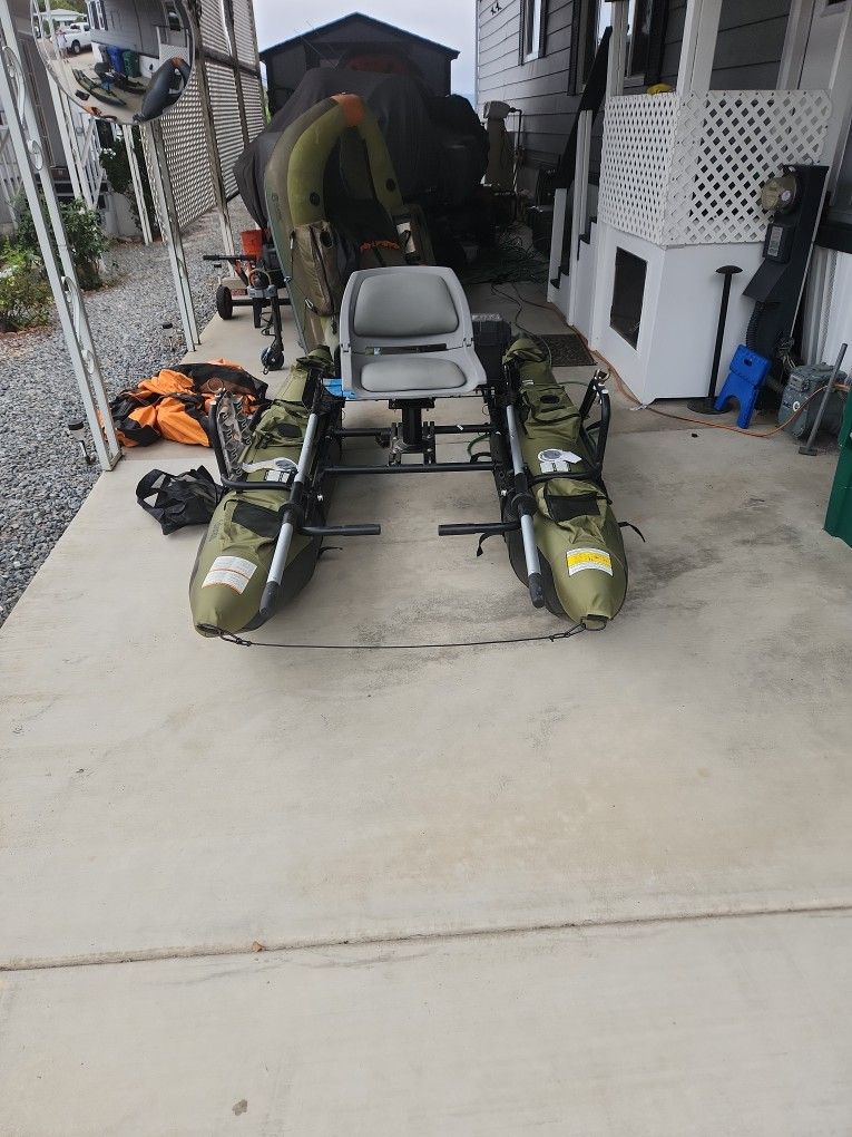 Fishing Pontoon