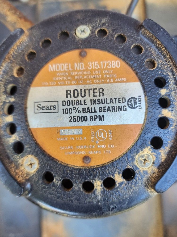 Router table and bits