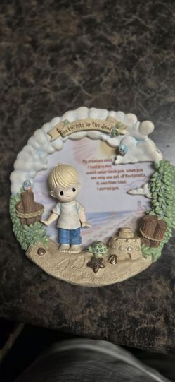 Precious Moment footprints 👣  plate.