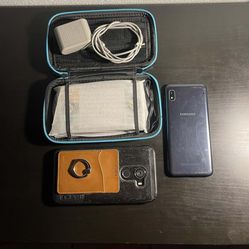 Nintendo ds lite clear case + free phone two read description