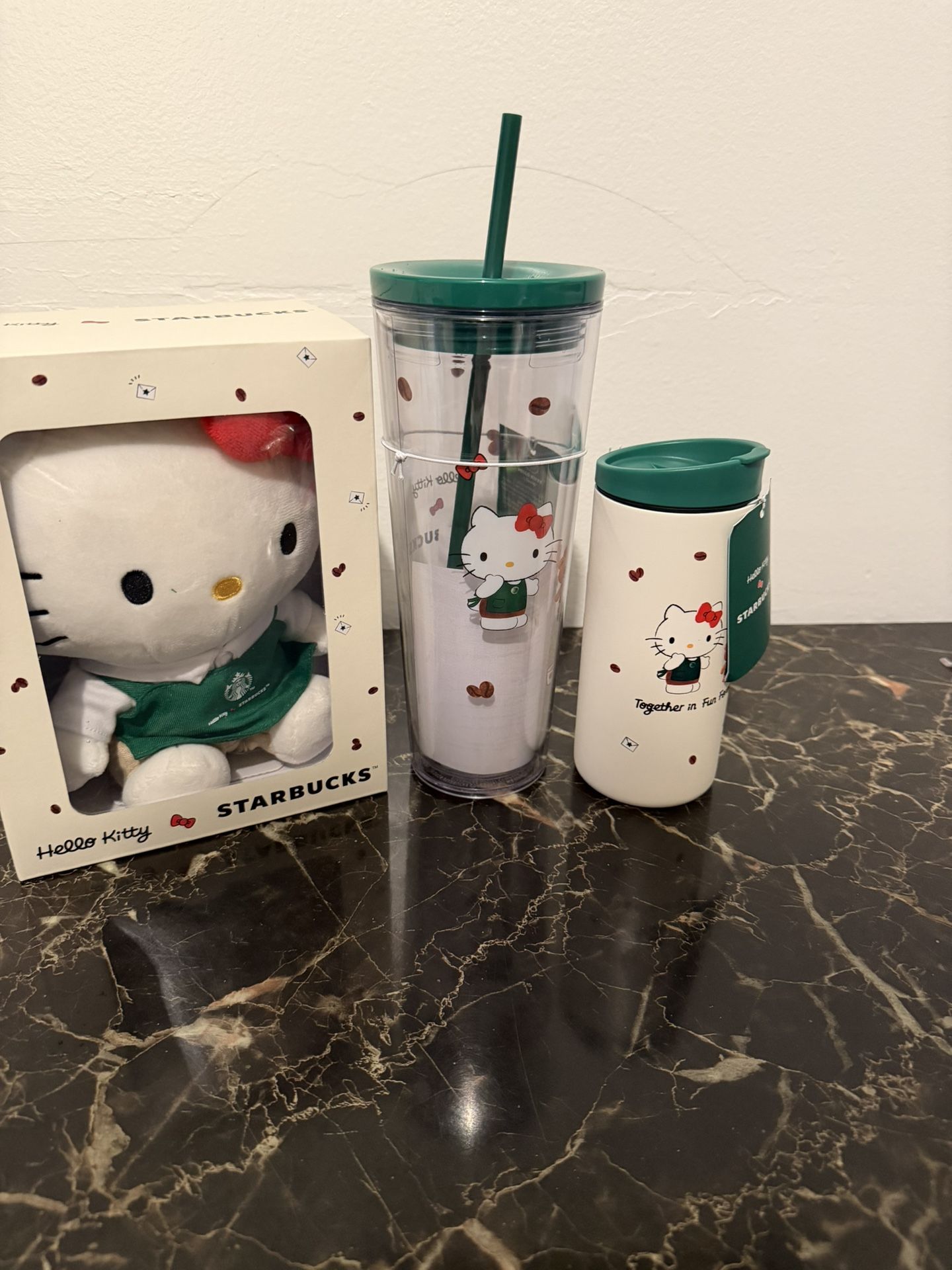 Hello Kitty Starbucks