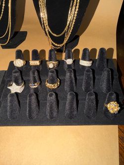 Gold rings/ engagement rings/cuban rings for sale !!