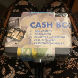 Sealed In Packet Amazon Cash Box With Key Lock 🔐 