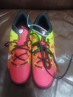 Kids Nike Hyper Diamond Strike Baseball/Softball Cleats (Brand New / Metal Cleats)