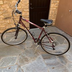 Schwinn XL Voyageur 7 gear bike