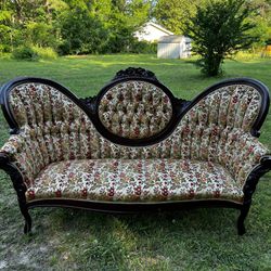Vintage Victorian Style Couch (Settee) And 2 Chairs