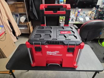 Brand New Milwaukee Packout 22" Base Roller