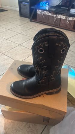 Cowboy boots size 7 boys