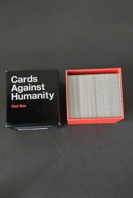 Cards Against Humanity - Red Box