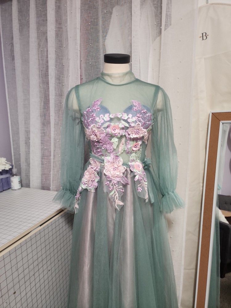 Beautiful Prom Long Dress S