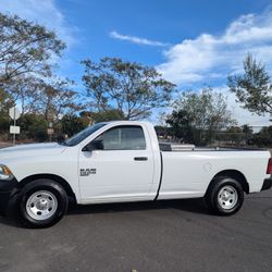 DODGE RAM 2022  CLEAN TITLE 