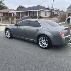 2011 Chrysler 300c