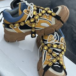Gucci flashtrek