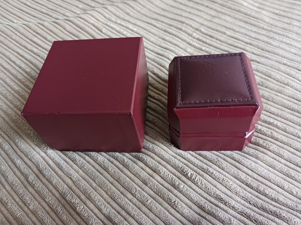 Ring Box
