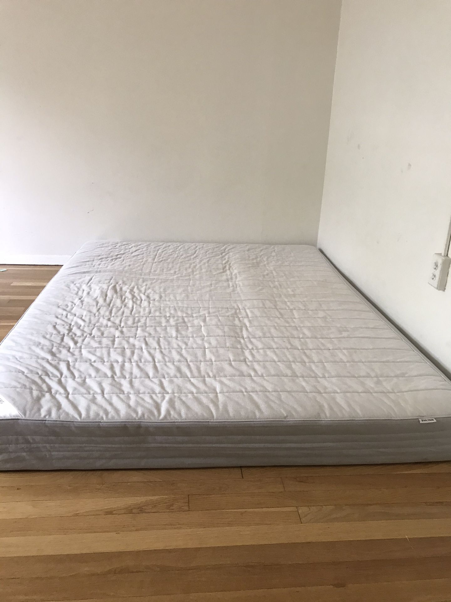 Queen size mattress