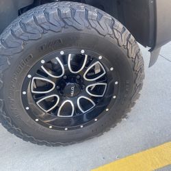 HELO RIMS 6x5.5 bolt pattern. and TIRES 285/65R18 ALL- TERRAIN! Both like new