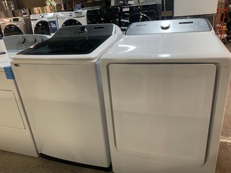 SAMSUNG TOP LOAD WASHER AND GAS DRYER 
