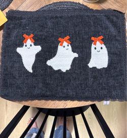 Ghost placemats