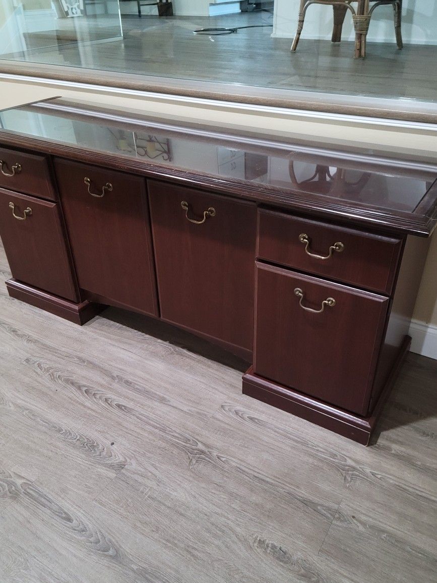 Cherrywood Cardenza