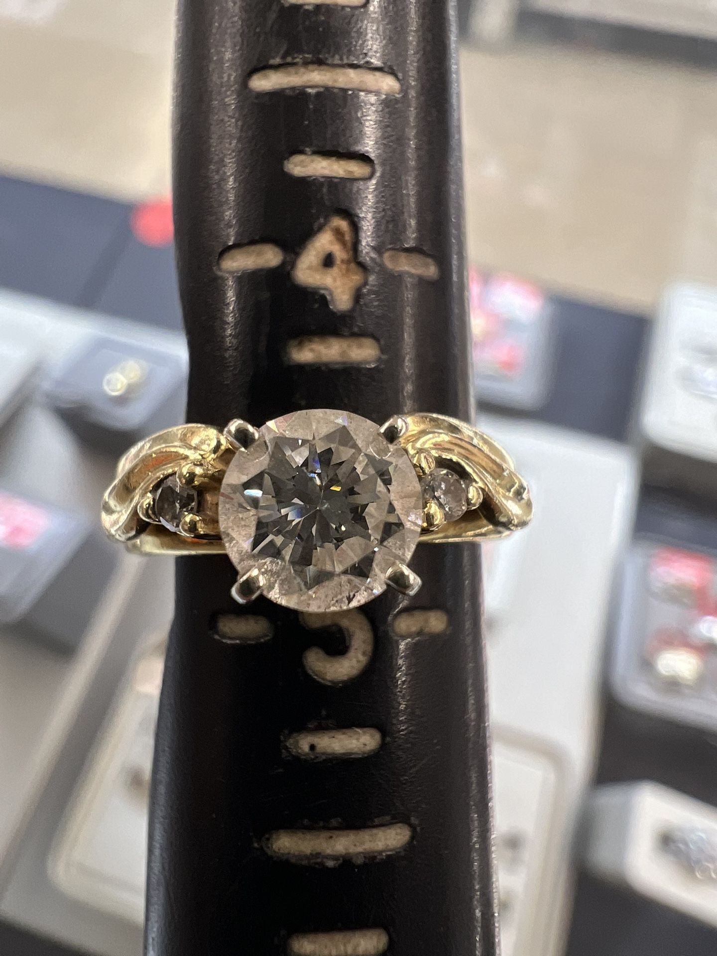 14k Engagement Diamond Ring