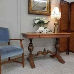 SOLID WOOD TABLE DESK 