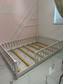 Montessori floor bed