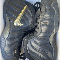 Nike Air Foamposite Pro 'Black Metallic Gold'