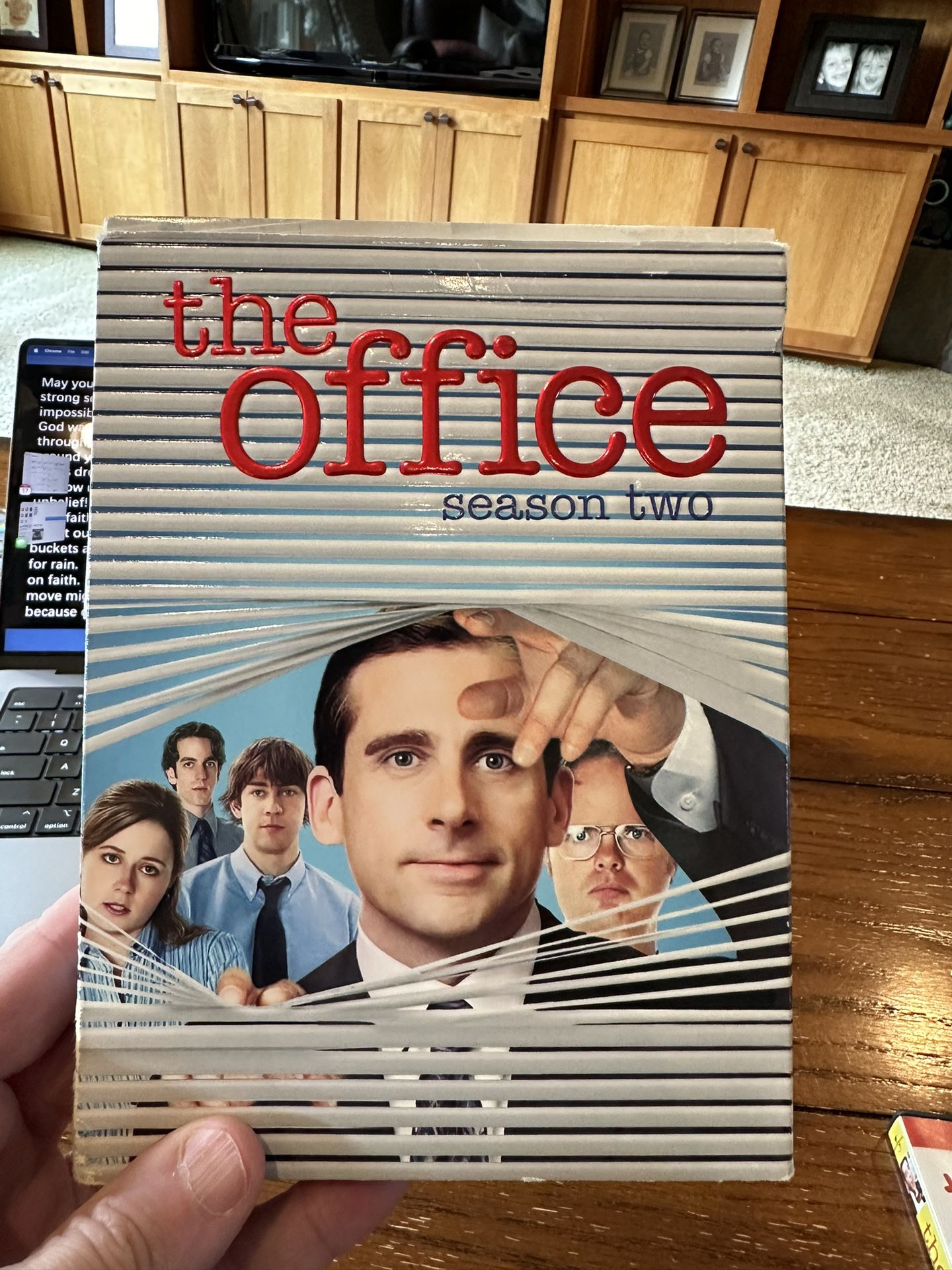 The Office season 2 + The Digital Short Collection 