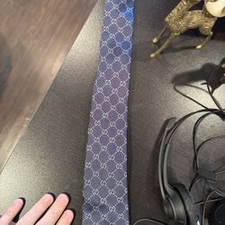 MENS GUCCI DRESS TIE