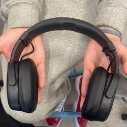 Skullcandy Crusher Wireless over-Ear Headphones